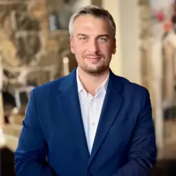 Tamas Piros